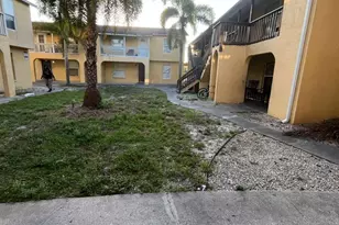 3950 Lora St, Fort Myers, FL 33916 - Photo 9