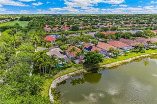 4605 Navassa Ln, Naples, FL 34119 - Photo 31