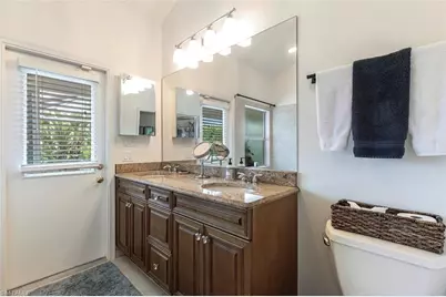 6769 Berwick Pl, Naples, FL 34104 - Photo 9