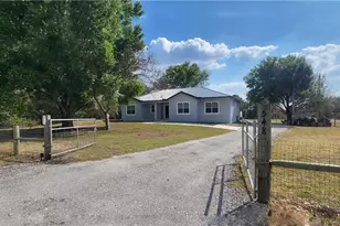 548 Bald Cypress Ave, Clewiston, FL 33440 - Photo 5