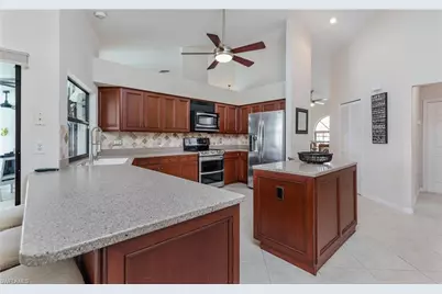 512 SE 33rd Ter, Cape Coral, FL 33904 - Photo 11