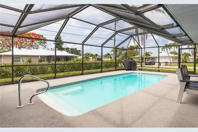512 SE 33rd Ter, Cape Coral, FL 33904 - Photo 27