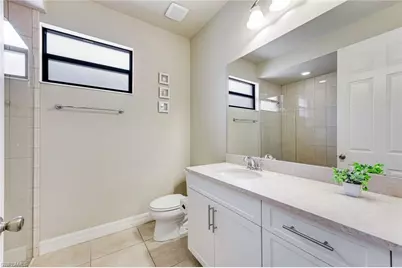 1221 Briarwood Ct, Naples, FL 34104 - Photo 13