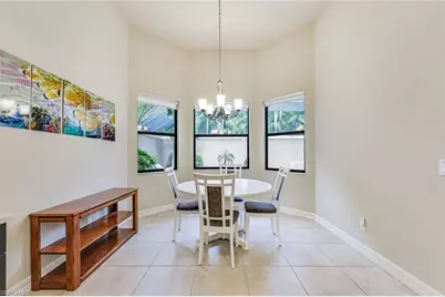 1221 Briarwood Ct, Naples, FL 34104 - Photo 7