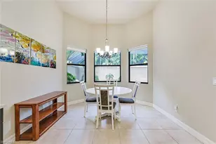1221 Briarwood Ct, Naples, FL 34104 - Photo 7