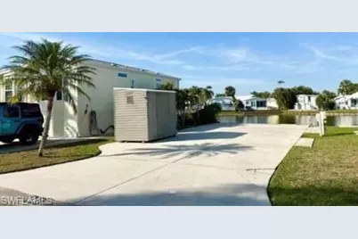 447 Cheetah Dr, Naples, FL 34114 - Photo 13