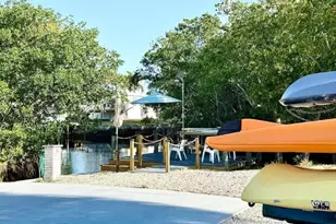 16 Turquoise Ave, Naples, FL 34114 - Photo 45