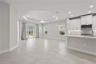 2373 Ariane Dr, Naples, FL 34112 - Photo 9