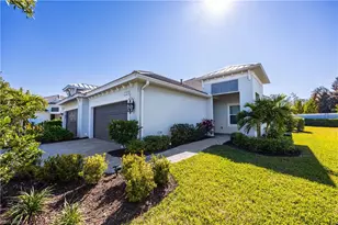 2373 Ariane Dr, Naples, FL 34112 - Photo 3