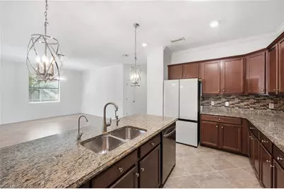 4366 Bismark Way, Naples, FL 34119 - Photo 17
