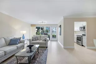 3200 Gulf Shore Blvd N, Naples, FL 34103 - Photo 5
