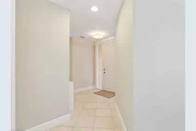 600 Vintage Reserve Ln #22B, Naples, FL 34119 - Photo 9