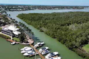 1777 Gulfstar Dr S, Naples, FL 34112 - Photo 21
