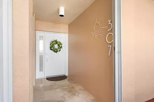 990 Cape Marco Dr, Marco Island, FL 34145 - Photo 5
