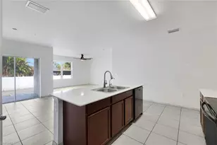 8117 Sandpiper Rd, Fort Myers, FL 33967 - Photo 7