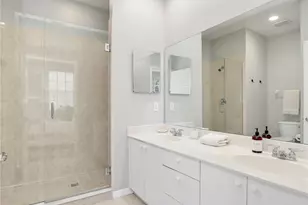 3289 Lindsey Ln, Naples, FL 34109 - Photo 25
