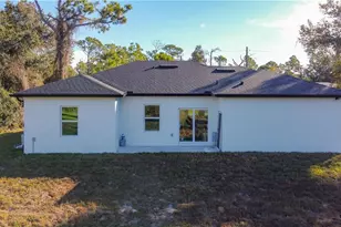 422 Eisenhower Blvd, Lehigh Acres, FL 33974 - Photo 43
