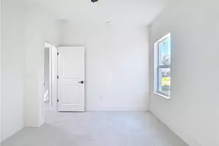 422 Eisenhower Blvd, Lehigh Acres, FL 33974 - Photo 33