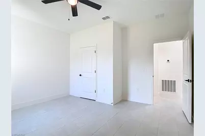 422 Eisenhower Blvd, Lehigh Acres, FL 33974 - Photo 35