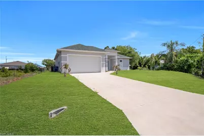 4208 28th St SW, Lehigh Acres, FL 33976 - Photo 3