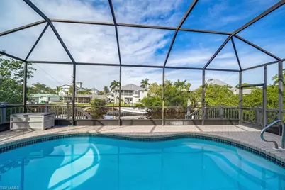1283 Grand Canal Dr, Naples, FL 34110 - Photo 19