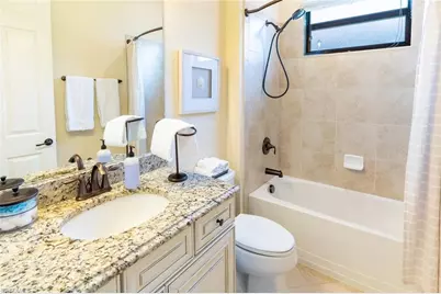 9372 Vercelli Ct, Naples, FL 34113 - Photo 31