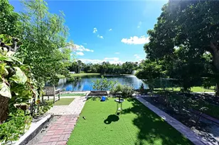192 Topanga Dr, Bonita Springs, FL 34134 - Photo 33