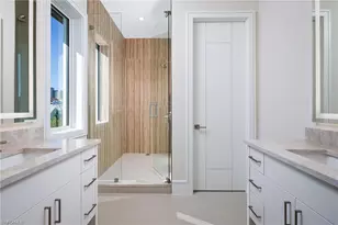 223 Bayview Ave, Naples, FL 34108 - Photo 19