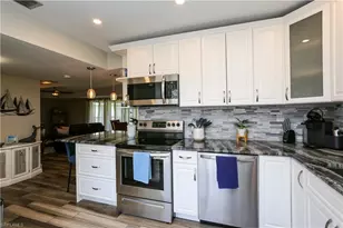 195 Peppermint Ln, Naples, FL 34112 - Photo 21