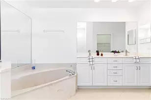 8635 Ibis Cove Cir, Naples, FL 34119 - Photo 13