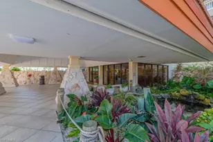 180 Seaview Ct, Marco Island, FL 34145 - Photo 3
