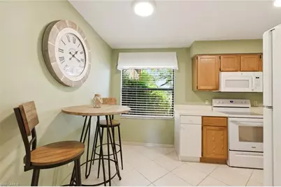 7220 Coventry Ct #208, Naples, FL 34104 - Photo 11