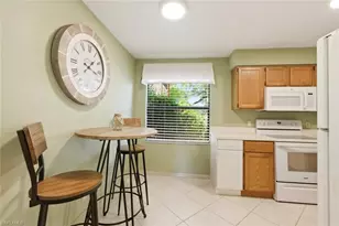 7220 Coventry Ct, Naples, FL 34104 - Photo 11