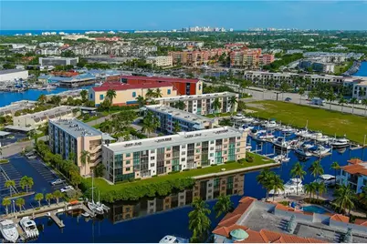 803 River Point Dr #306B, Naples, FL 34102 - Photo 3