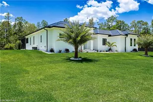 3430 1st Ave NW, Naples, FL 34120 - Photo 7