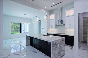 3430 1st Ave NW, Naples, FL 34120 - Photo 9