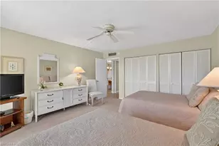 5 Bluebill Ave, Naples, FL 34108 - Photo 25