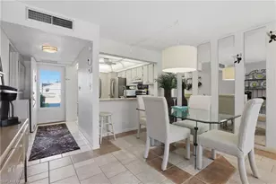1086 Forest Lakes Dr, Naples, FL 34105 - Photo 7