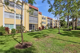 1086 Forest Lakes Dr, Naples, FL 34105 - Photo 35
