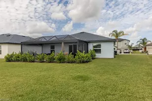 17762 Paradiso Wy, North Fort Myers, FL 33917 - Photo 35