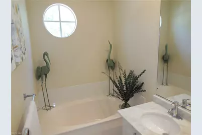 6069 Islandwalk Blvd, Naples, FL 34119 - Photo 17