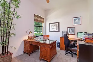 160 160 Vintage Circle, Naples, FL 34119 - Photo 11