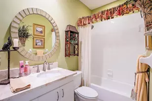 160 160 Vintage Circle, Naples, FL 34119 - Photo 15