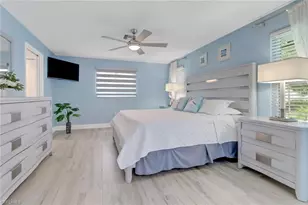 701 N Barfield Dr, Marco Island, FL 34145 - Photo 17