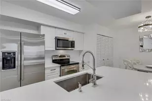 5307 Summerlin Rd, Fort Myers, FL 33919 - Photo 7