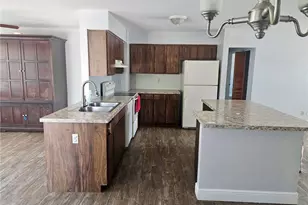 808 Greenwood Ave, Lehigh Acres, FL 33972 - Photo 3