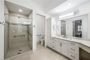 837 Sailaway Ln, Naples, FL 34108 - Photo 9