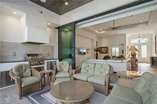 2943 Coco Lakes Dr, Naples, FL 34105 - Photo 27