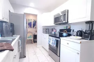 306 Hollywood St, Lehigh Acres, FL 33936 - Photo 5