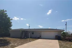 306 Hollywood St, Lehigh Acres, FL 33936 - Photo 13